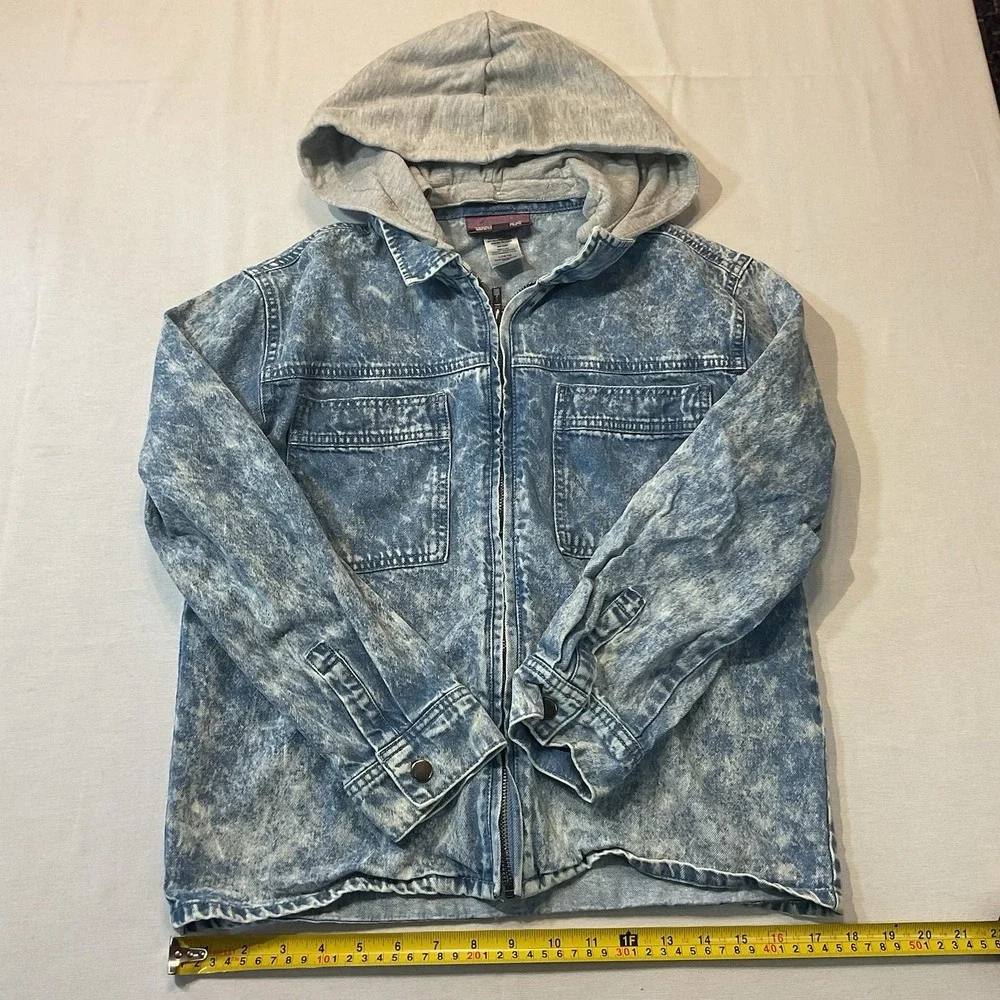 Weekend Academy Boys Vintage Style Acid Wash Hooded Jean Jacket L 10-12‎